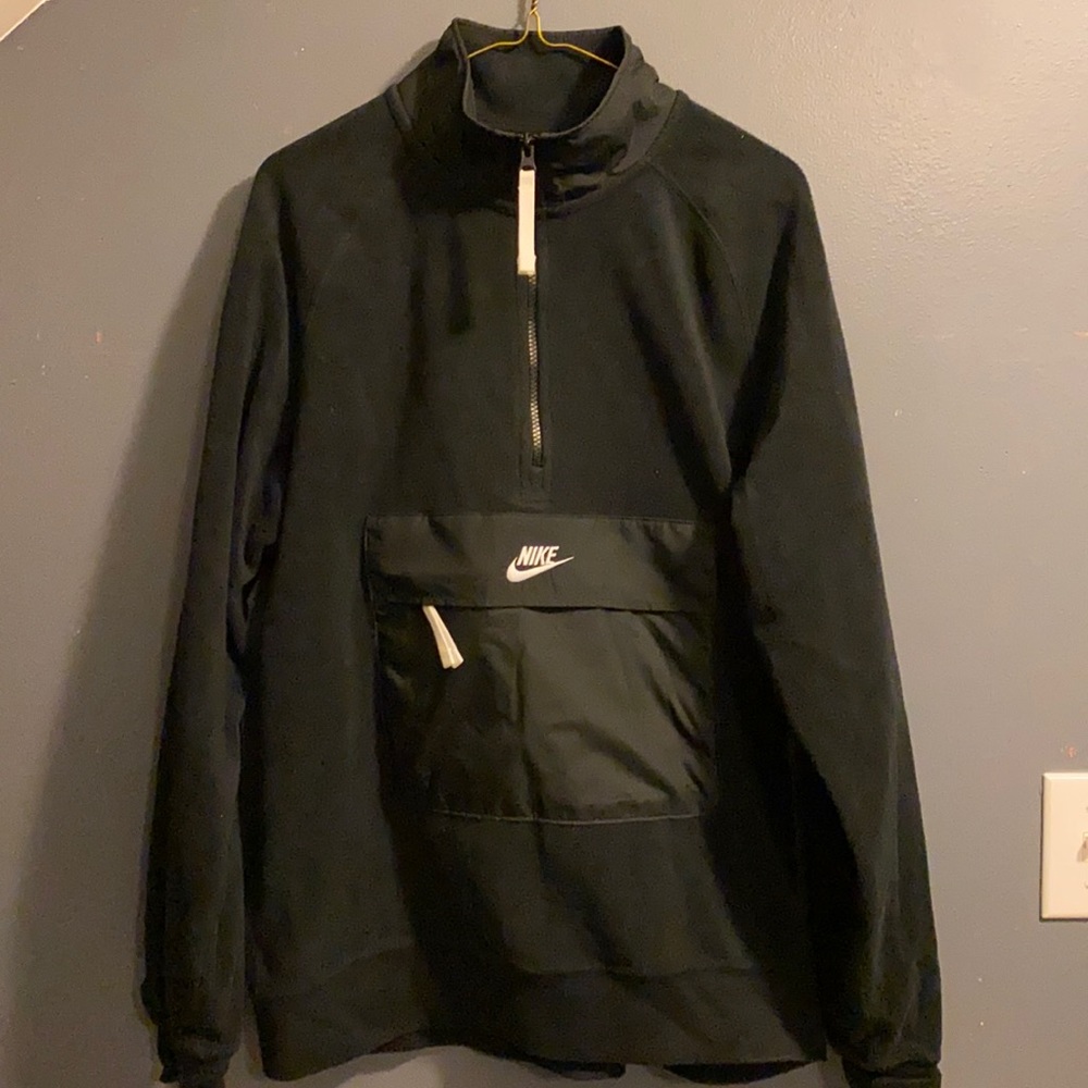 Oversized nike sweatshirt